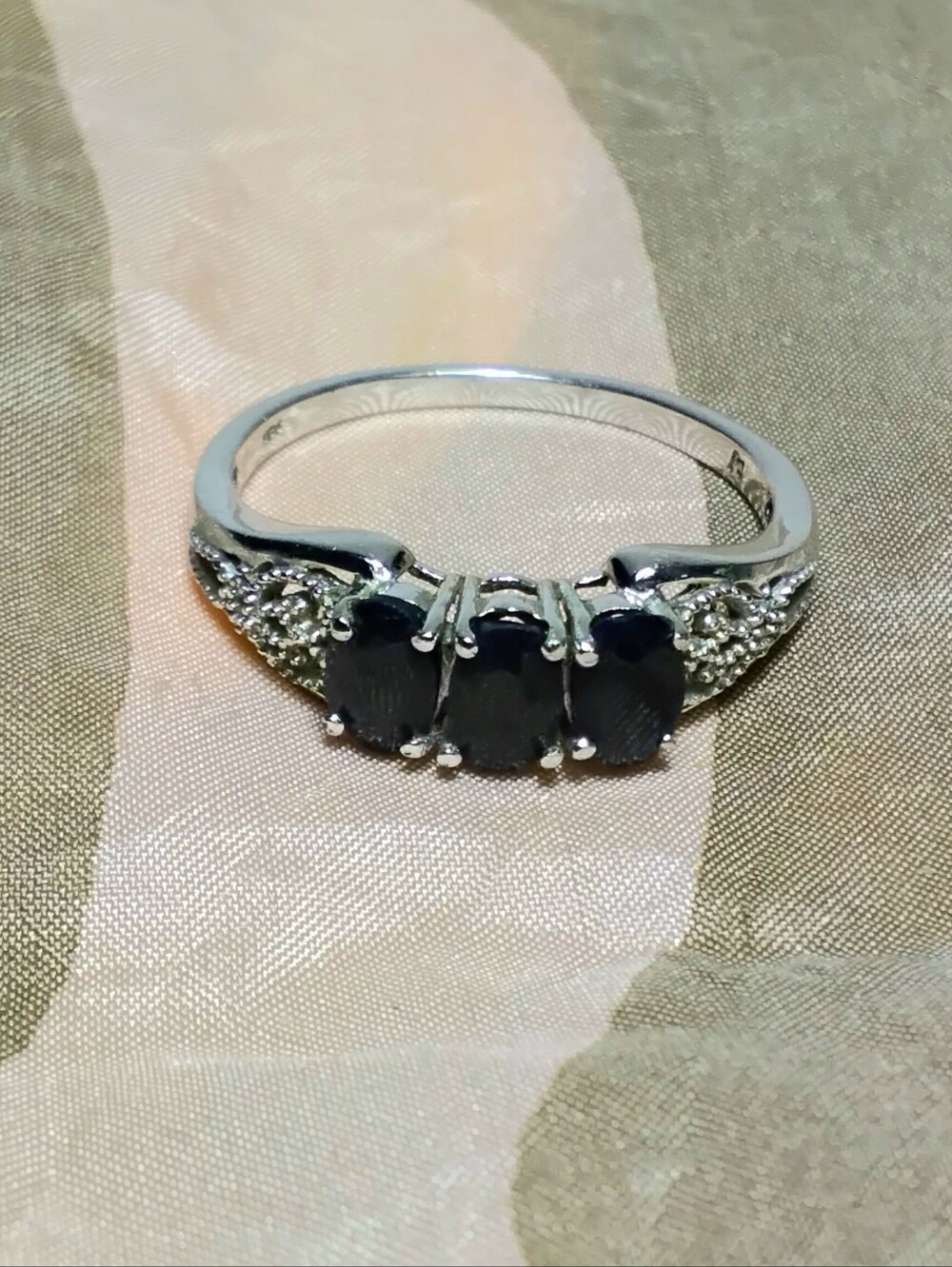 925 Silver Sapphire Ring Sz 9-1/2